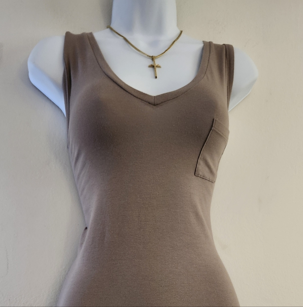 Color Thread V-neck Racerback Tank Maxi Dress Size:L Color: Taupe - Picture 15 of 15